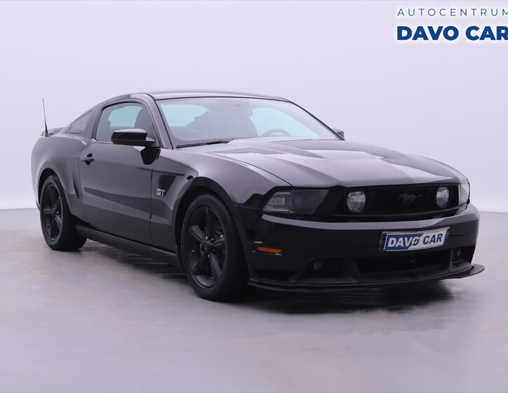 Ford Mustang 1