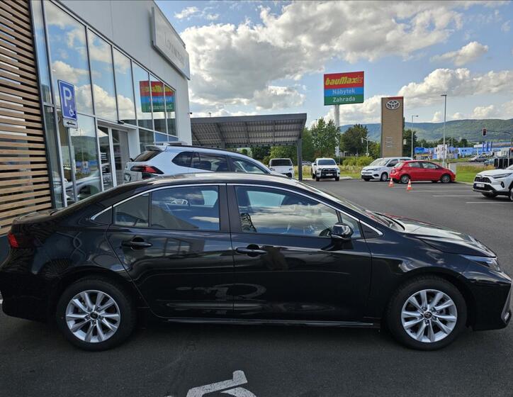 Toyota Corolla 17