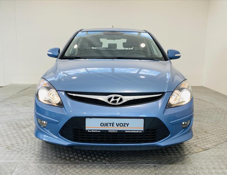Hyundai i30 4