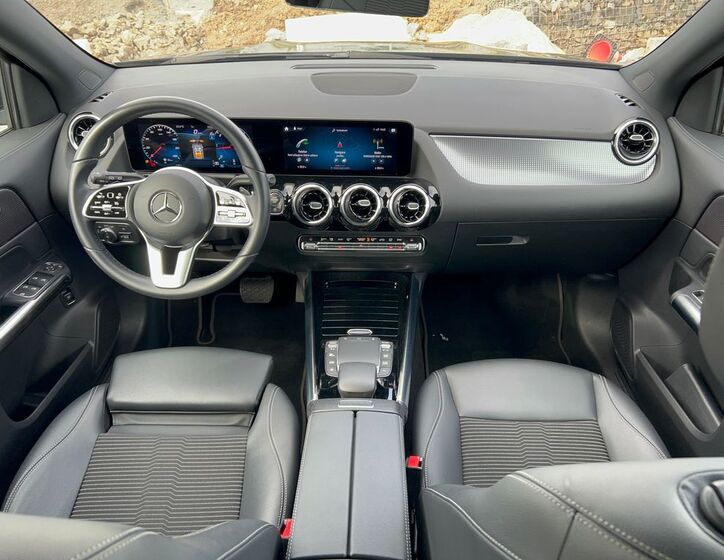 Mercedes-Benz GLA 16