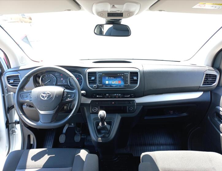 Toyota ProAce Verso 14