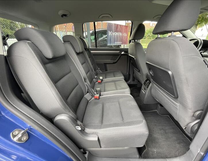 Volkswagen Touran 31