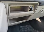 Volkswagen Caravelle 36