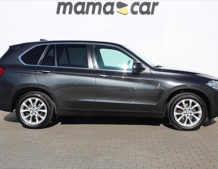 BMW X5 8
