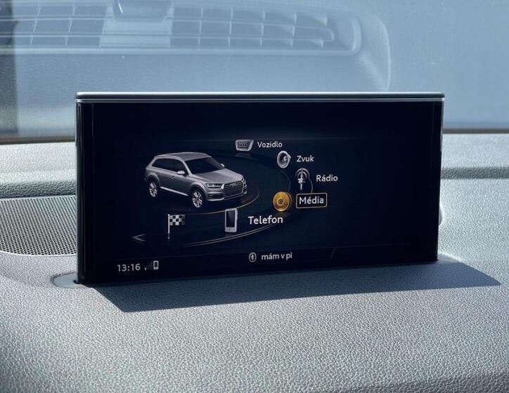 Audi Q7 21