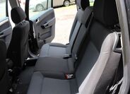 Opel Zafira 17