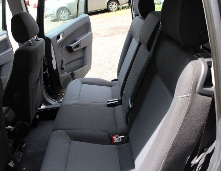 Opel Zafira 17