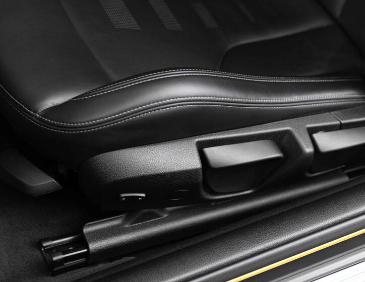 BMW M4 19