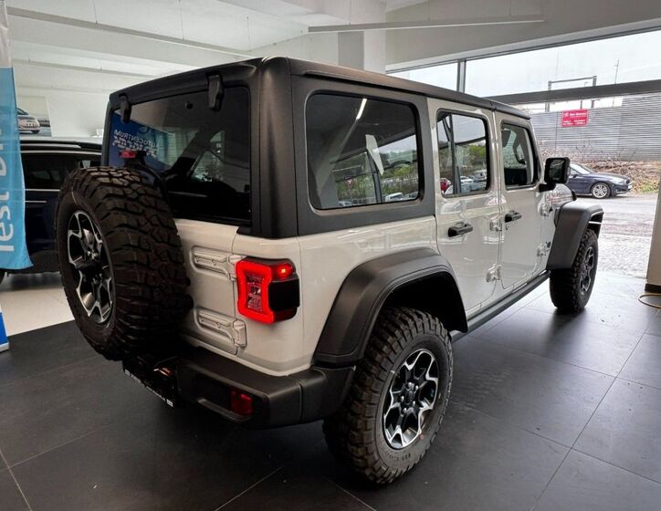 Jeep Wrangler 6
