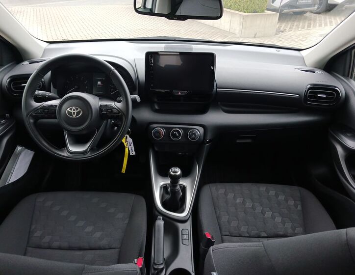 Toyota Yaris 15