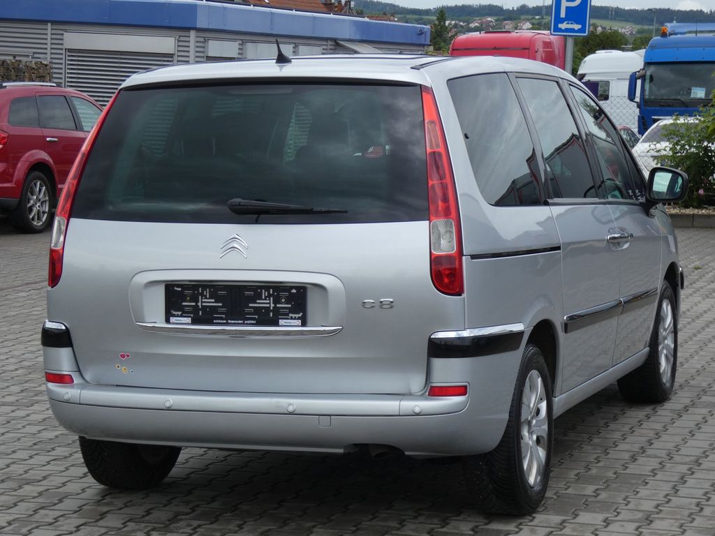 Citroën C8