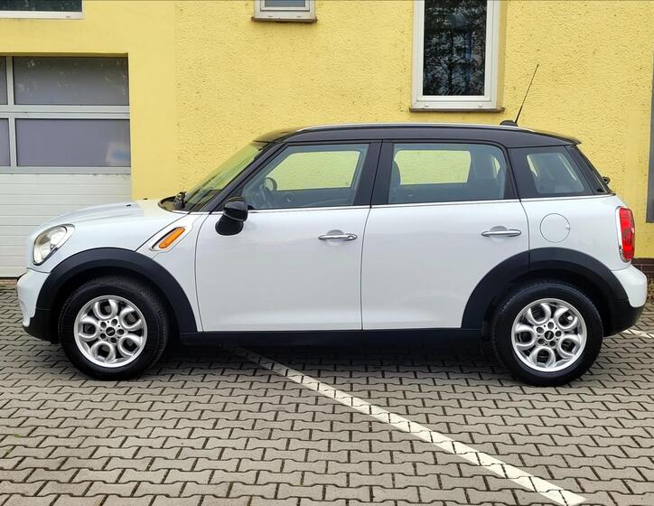Mini Countryman 7