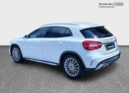 Mercedes-Benz GLA 3