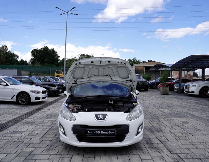 Peugeot 308 9