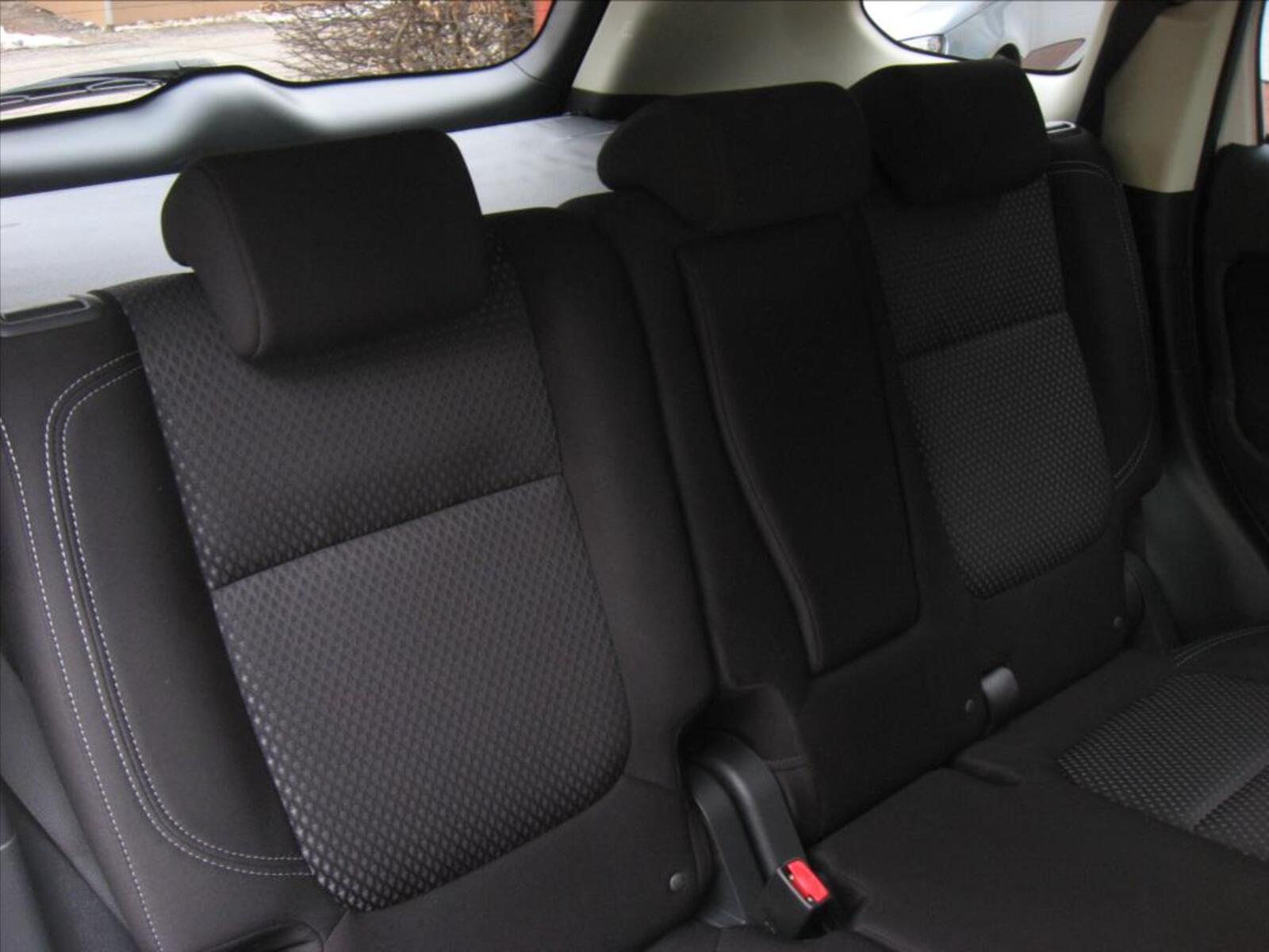 Mitsubishi Outlander 20