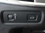 Volvo V90 30