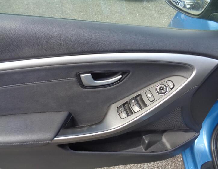 Hyundai i30 9