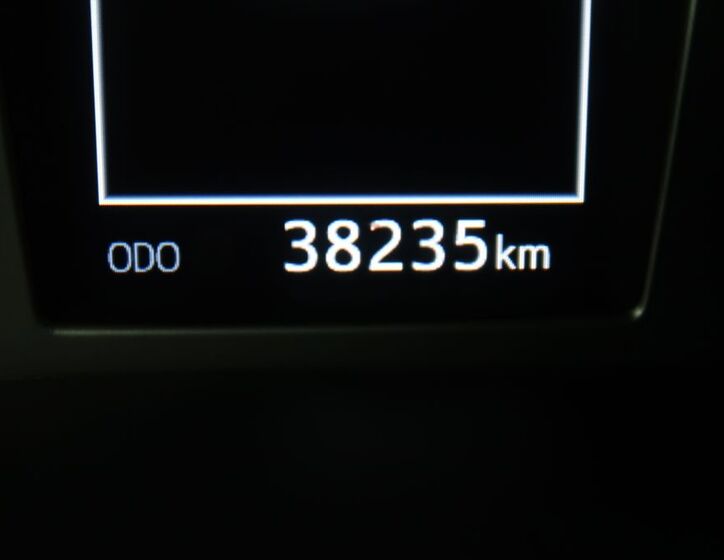 Toyota Hilux 38