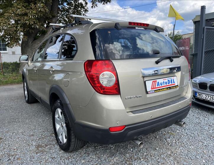 Chevrolet Captiva 4