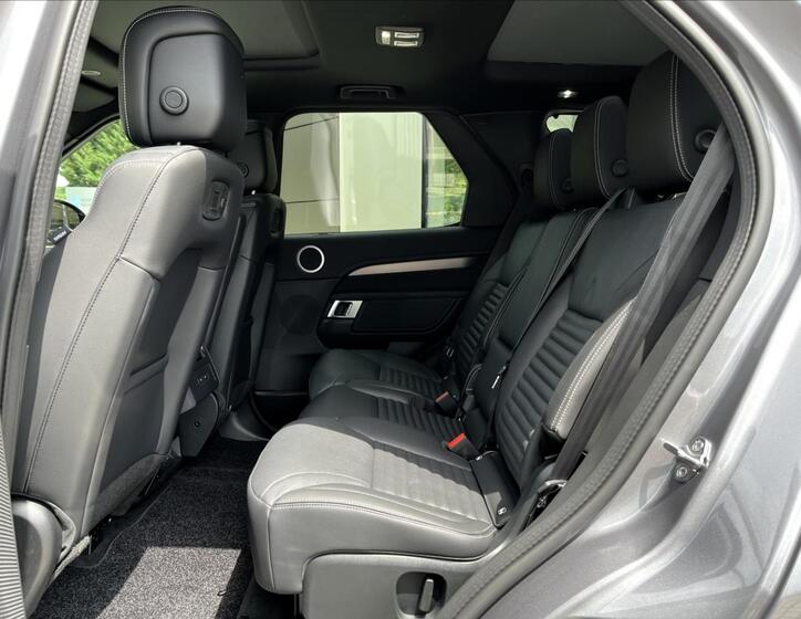 Land Rover Discovery 33