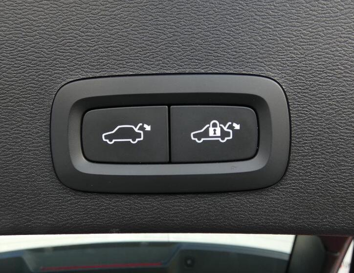 Volvo XC40 21