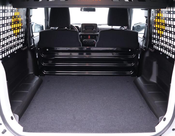 Suzuki Jimny 10