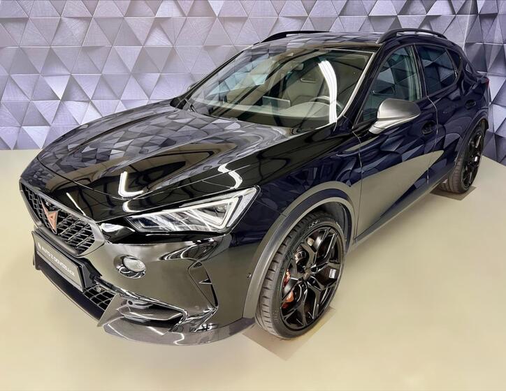 Cupra Formentor 1
