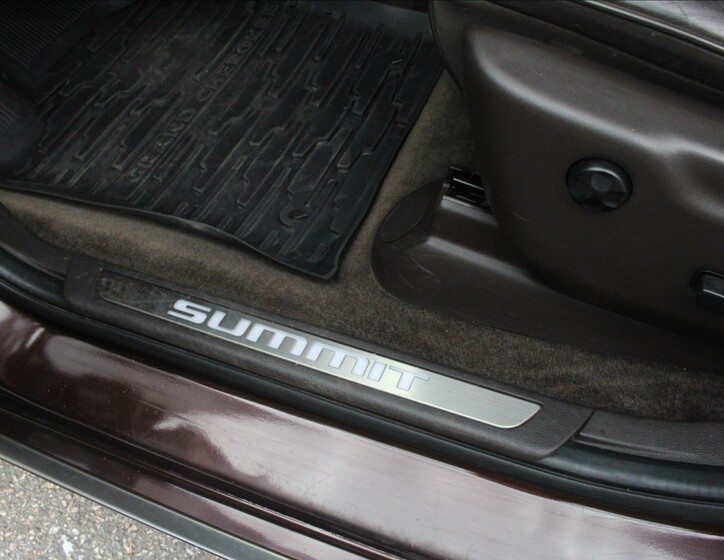 Jeep Grand Cherokee 25