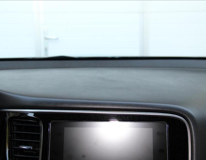 Mitsubishi Outlander 24