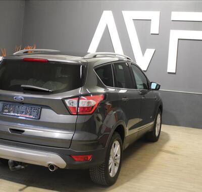 Ford Kuga 8
