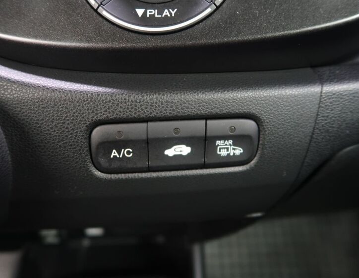 Honda Jazz 22