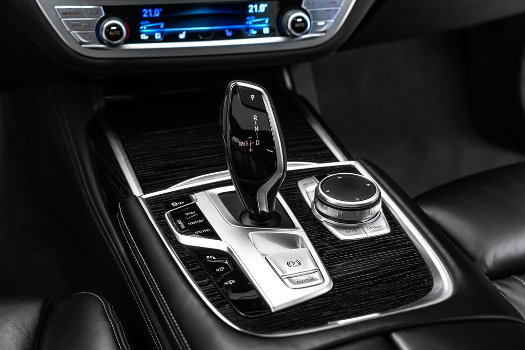 BMW Řada 7