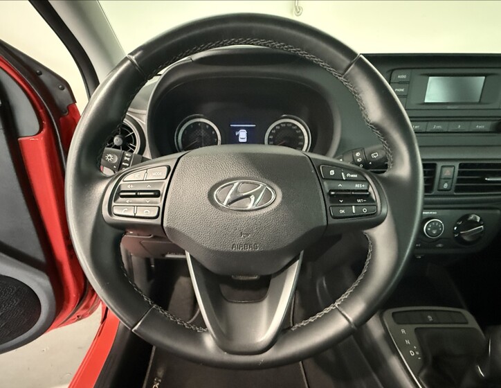 Hyundai i10 10