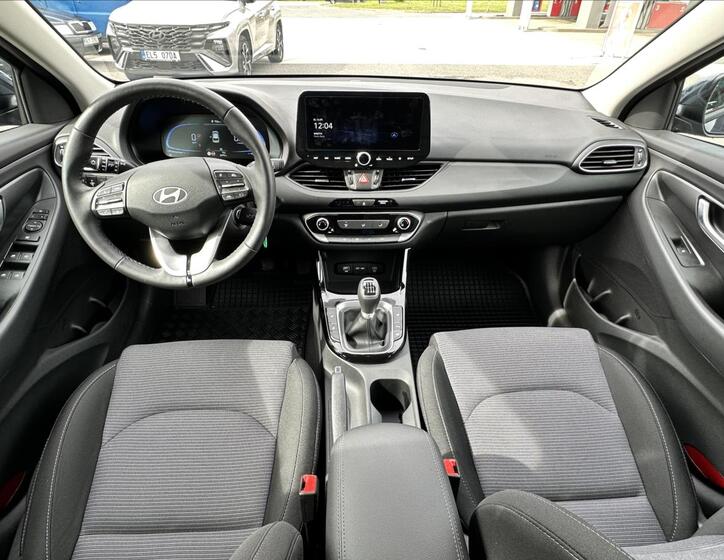 Hyundai i30 12