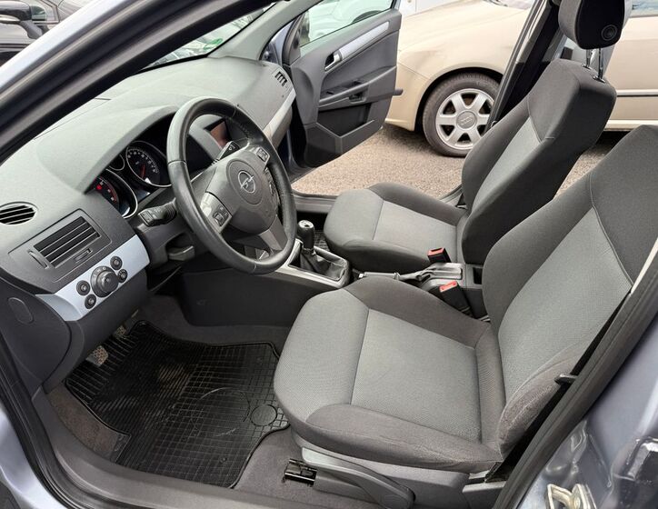 Opel Astra 7