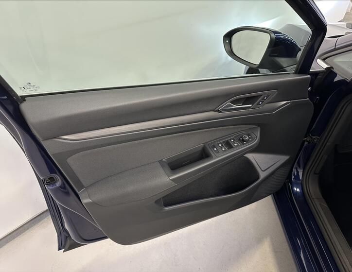 Volkswagen Golf 29