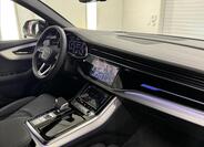 Audi Q8 8