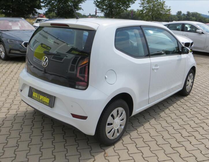 Volkswagen up! 7