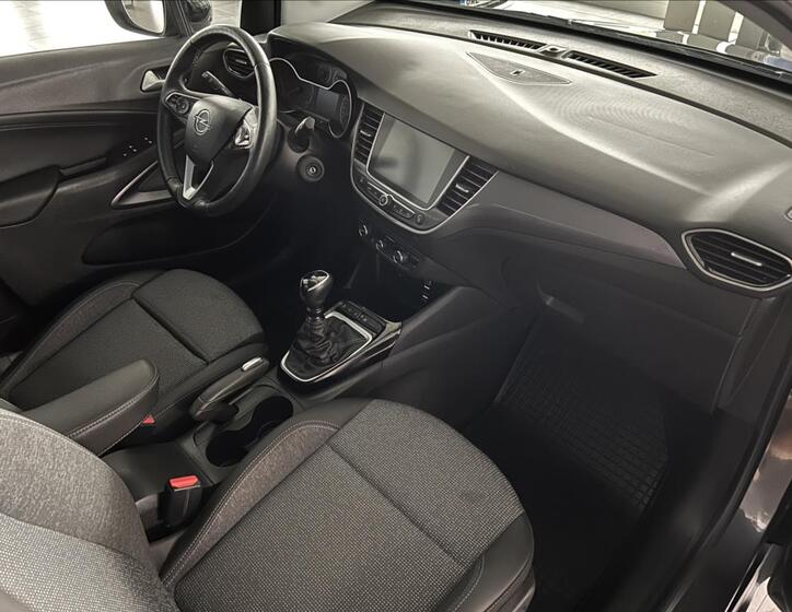 Opel Crossland 9