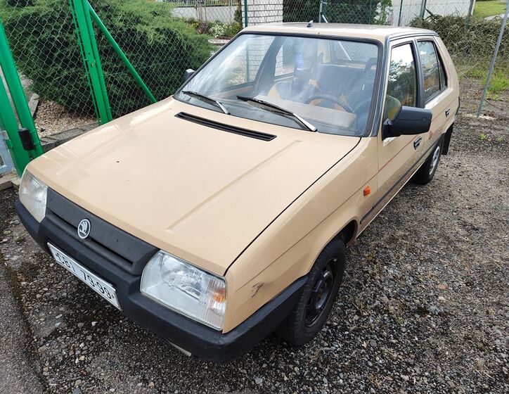 Škoda Favorit 1