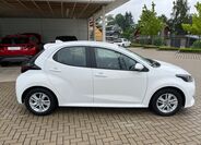Toyota Yaris 7