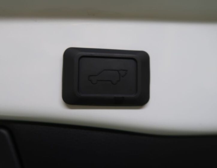 Toyota RAV4 13