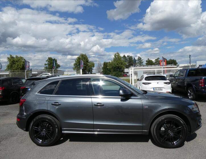 Audi Q5 13