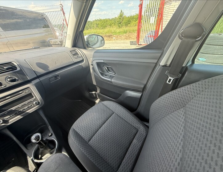 Škoda Roomster 19