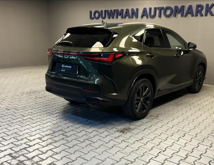 Lexus NX 450h plus 2