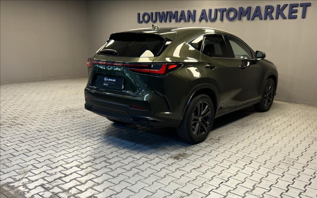 Lexus NX 450h plus