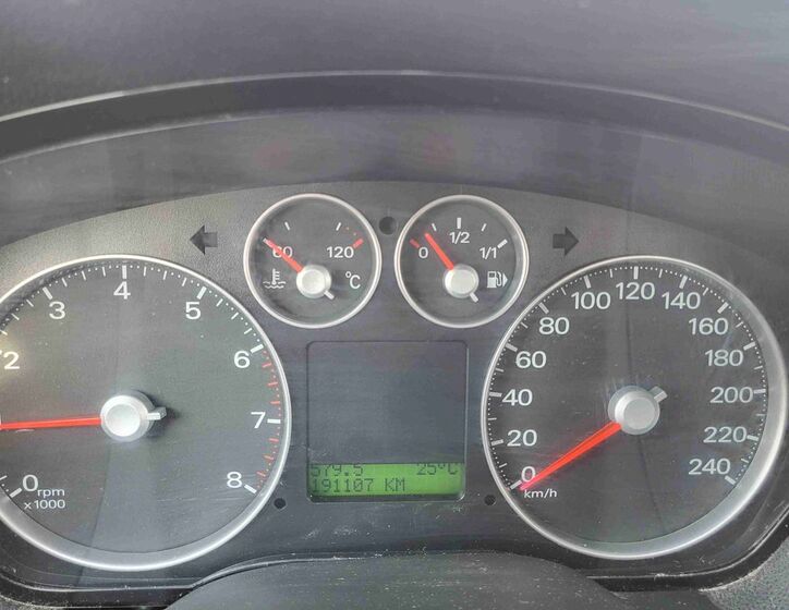 Ford C-MAX 11