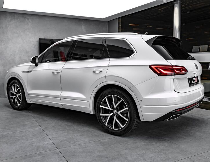 Volkswagen Touareg 7