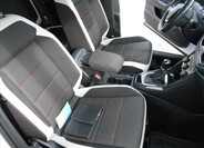 Volkswagen T-Roc 15