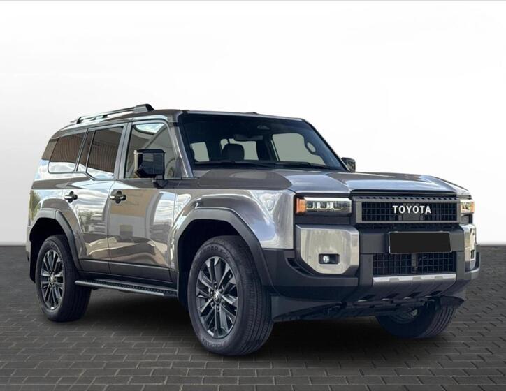 Toyota Land Cruiser 1